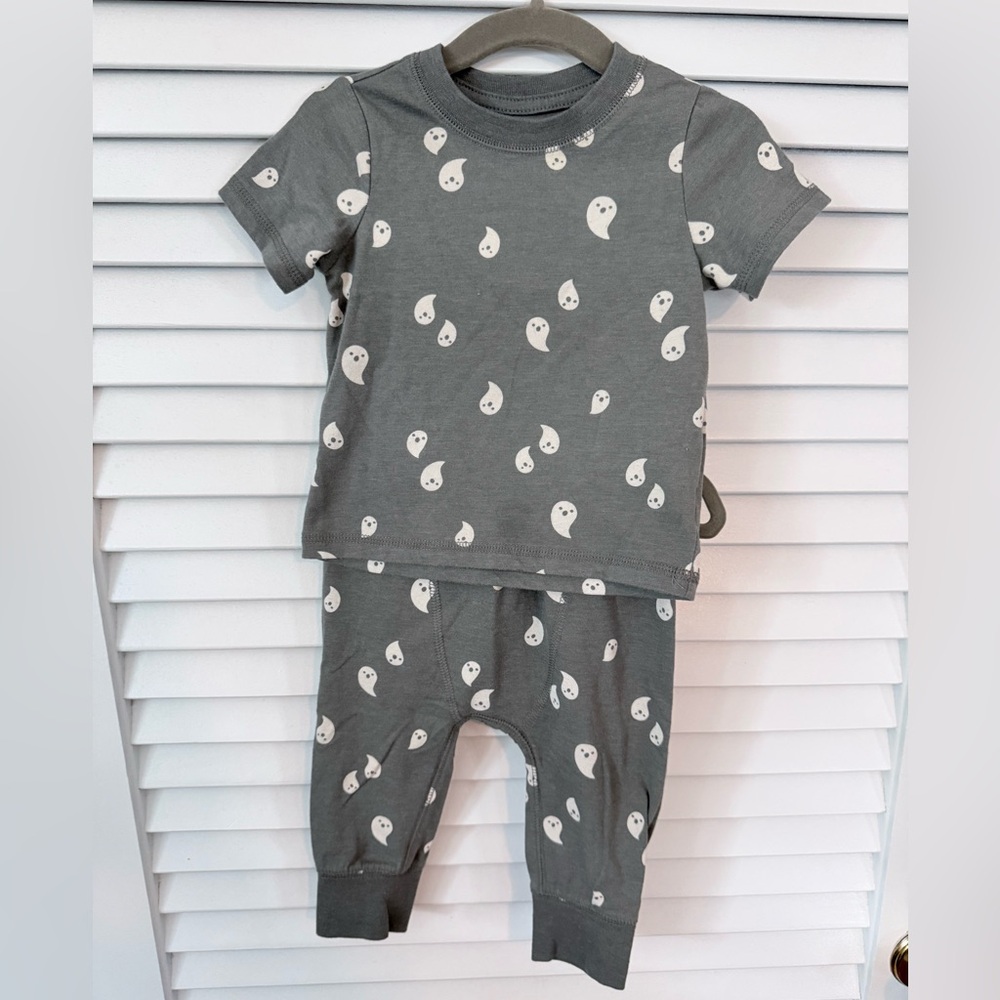Cat & Jack Gray Ghost Print Set